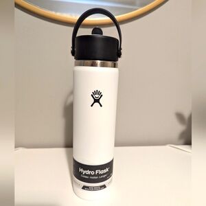 Hydro Flask 24 oz Wide Mouth with Flex Straw Cap White